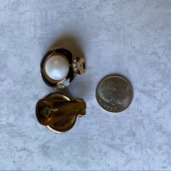 Faux Pearl & Black Enamel & Crystal Clip Earrings - Picture 6 of 6